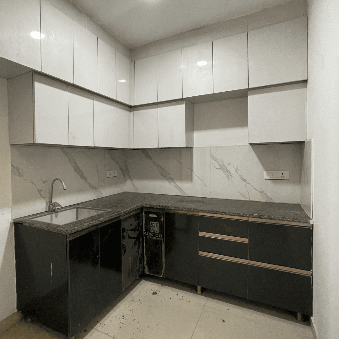 L-corner 3 BHK flat in Chandan Hula
