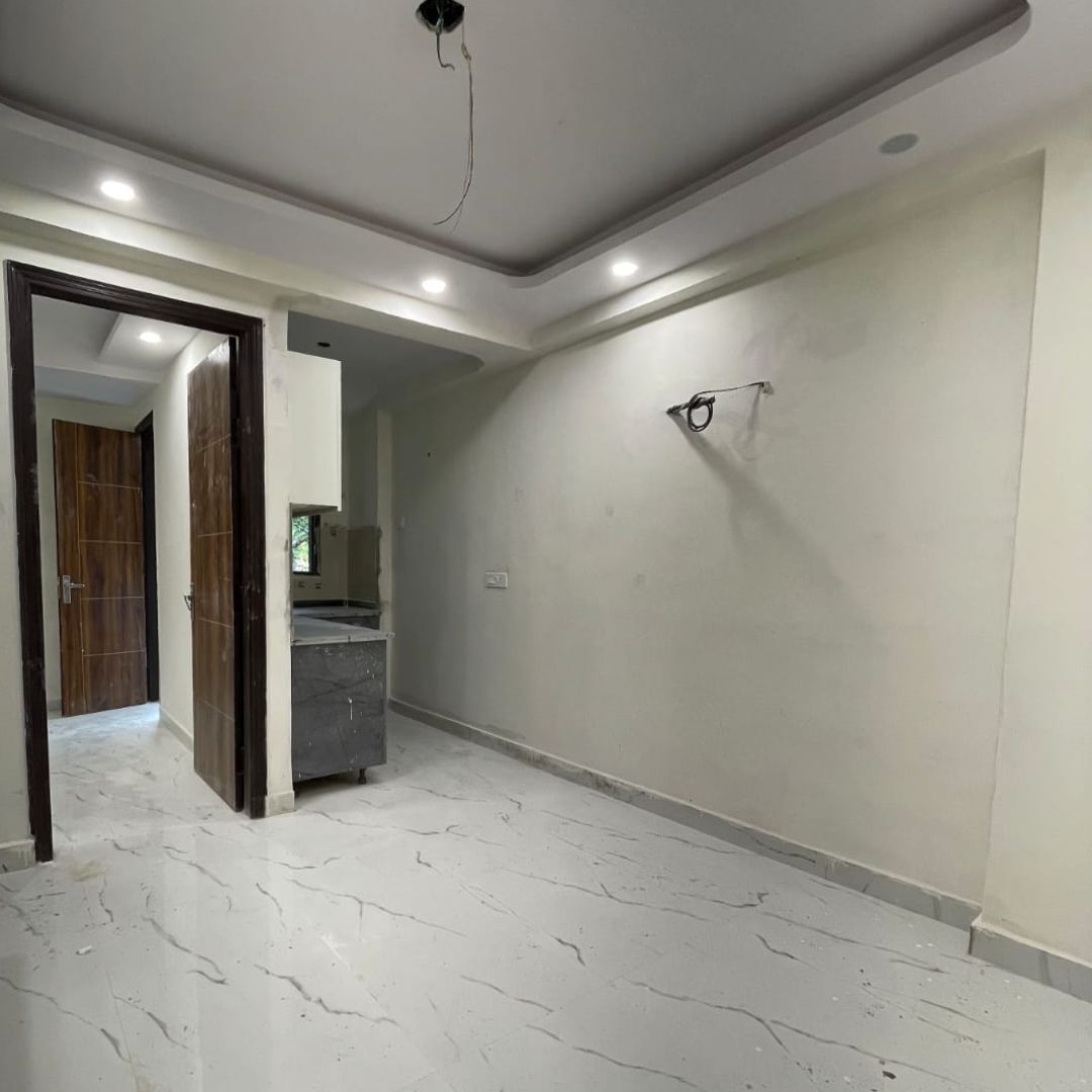1 BHK Flat In South Delhi
